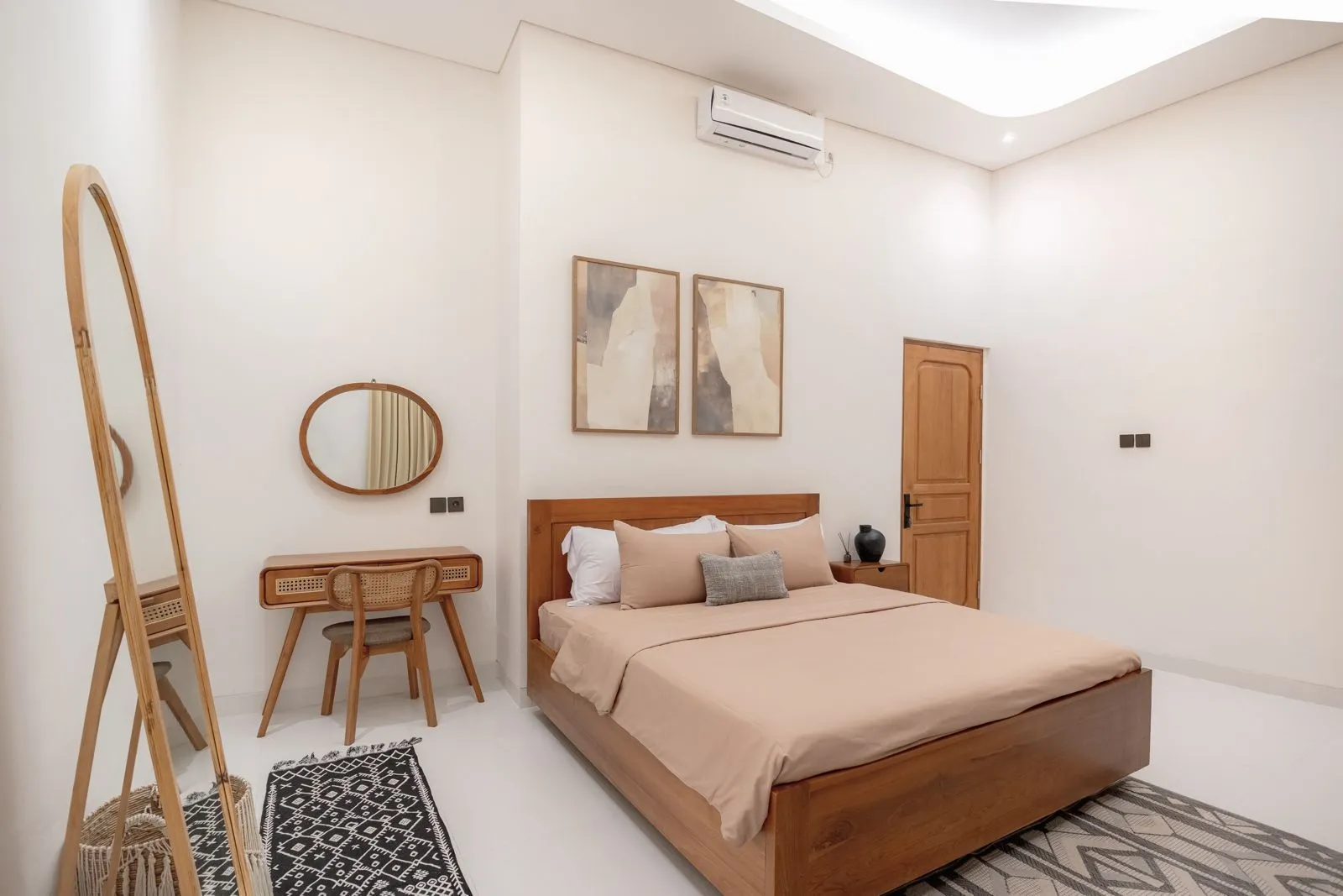 Villa For Rent 2 Bed In Berawa,Canggu Bali, 2-bed villa for rent in Canggu – photo 12 of 15