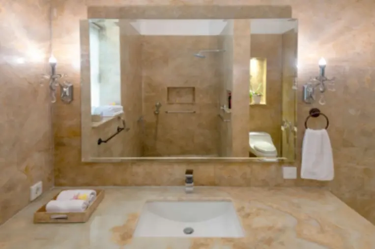 7 Bedrooms Villa in Kerobokan for Yearly Rent, 7-bed villa for rent in Seminyak – photo 11 of 12