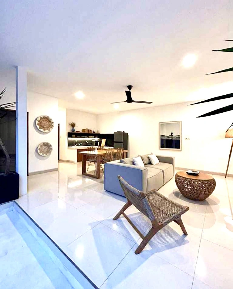 2 Bedrooms Villa in Pererenan, 2-bed villa for rent in Pererenan – photo 4 of 14