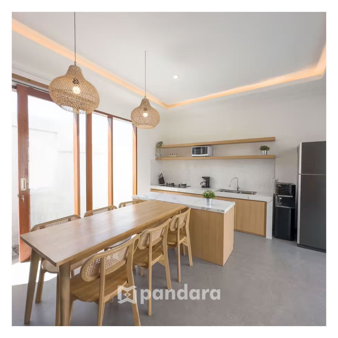 NEW Modern 3BR Villa | Quiet Oasis in Central Canggu | FAST WiFi & Desk in Every, 3-bed villa for rent in Canggu – photo 2 of 13