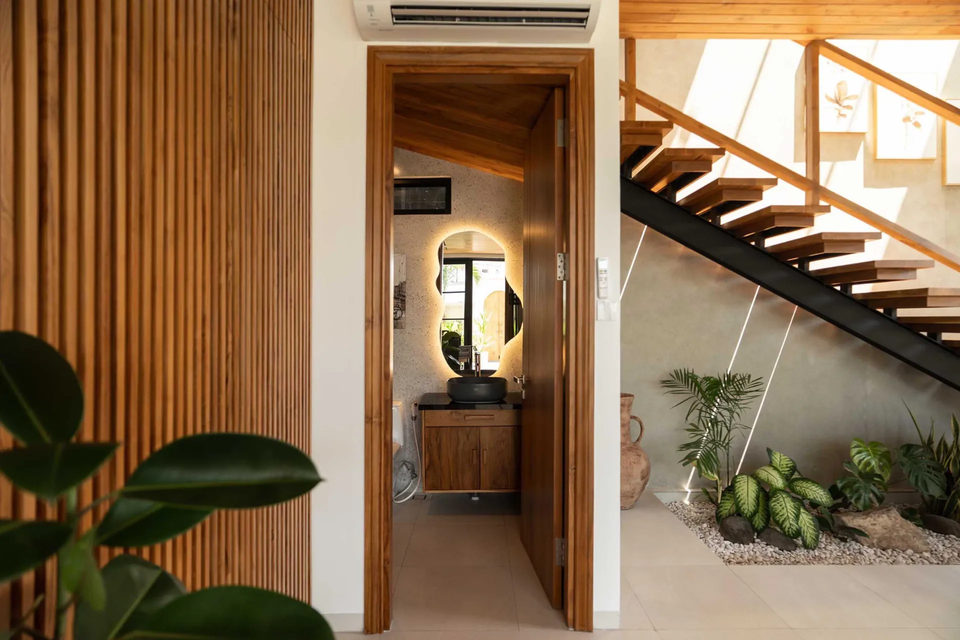 Ben's Villa 2 - Charming 2BR Villa w/ Priv Pool – Umalas Escape, 2-bed villa for rent in Canggu – photo 6 of 15