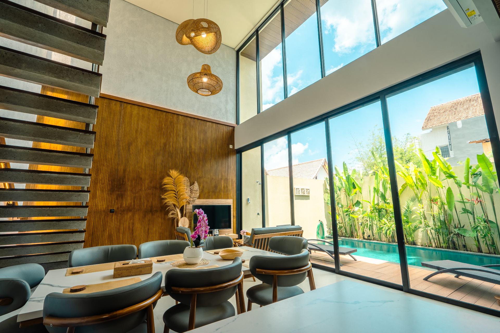 Brand New 3BR Villa in Prime Umalas, 3-bed villa for rent in Seminyak – photo 3 of 15