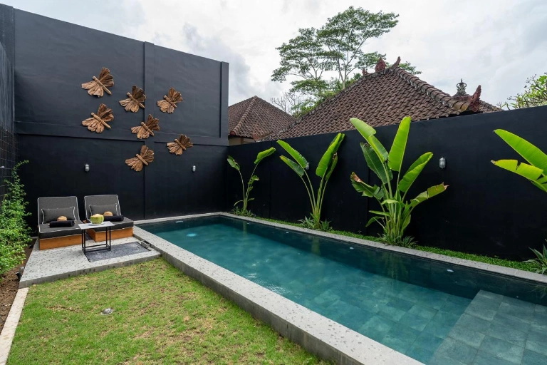 Modern 3-bedroom Villa for Rent & Sale in Tumbak Bayuh, 3-bed villa for rent in Pererenan – photo 5 of 15