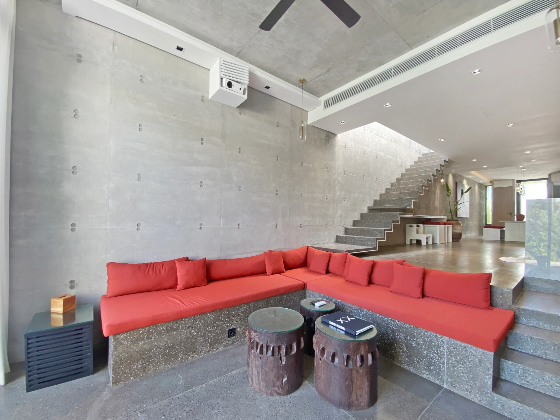 Designer Berawa Villa By Local Property Team, 2-bed villa for rent in Canggu – photo 5 of 15