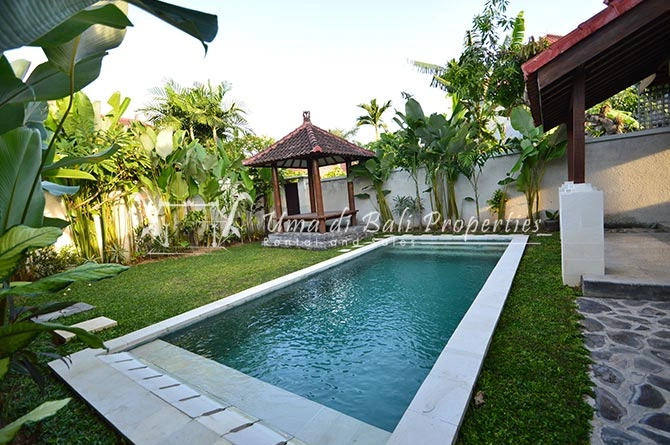 2BR Villa for Rent at Kerobokan, Bali, 2-bed villa for rent in Canggu – photo 4 of 15