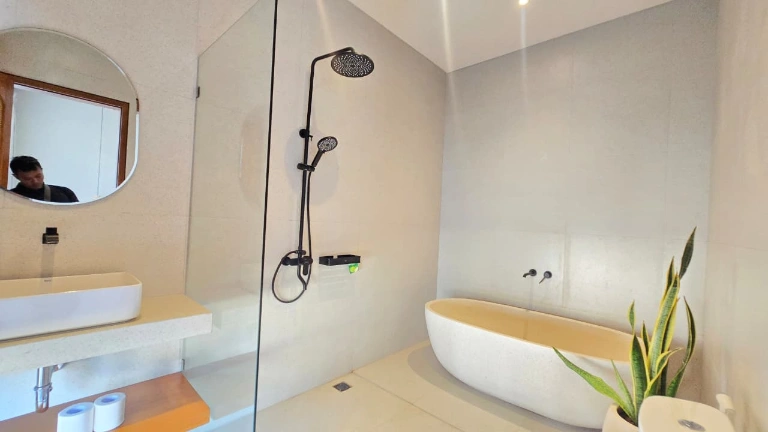 Villa For Rent 2 Bed In Berawa,Badung Bali, 2-bed villa for rent in Canggu – photo 12 of 15