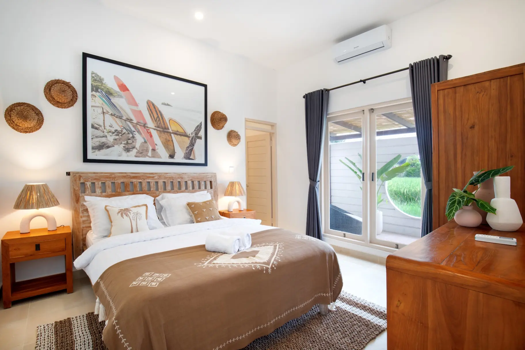 3 Bedrooms Umalas Satu Beautiful Lux Design, 3-bed villa for rent in Seminyak – photo 10 of 15