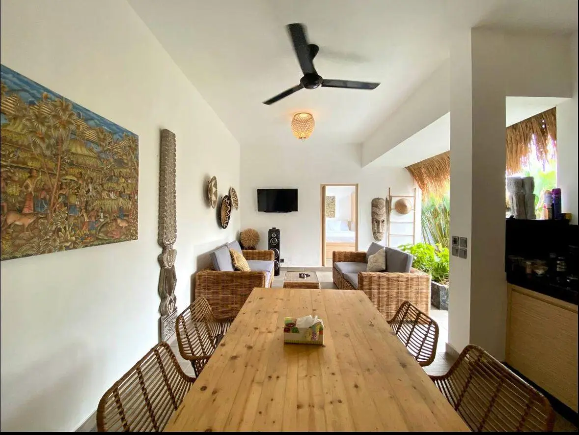 Villa Warm - 2 Bedroom Villa in Central Location, 5 minutes walk to Nirvana gym, 2-bed villa for rent in Canggu – photo 7 of 15