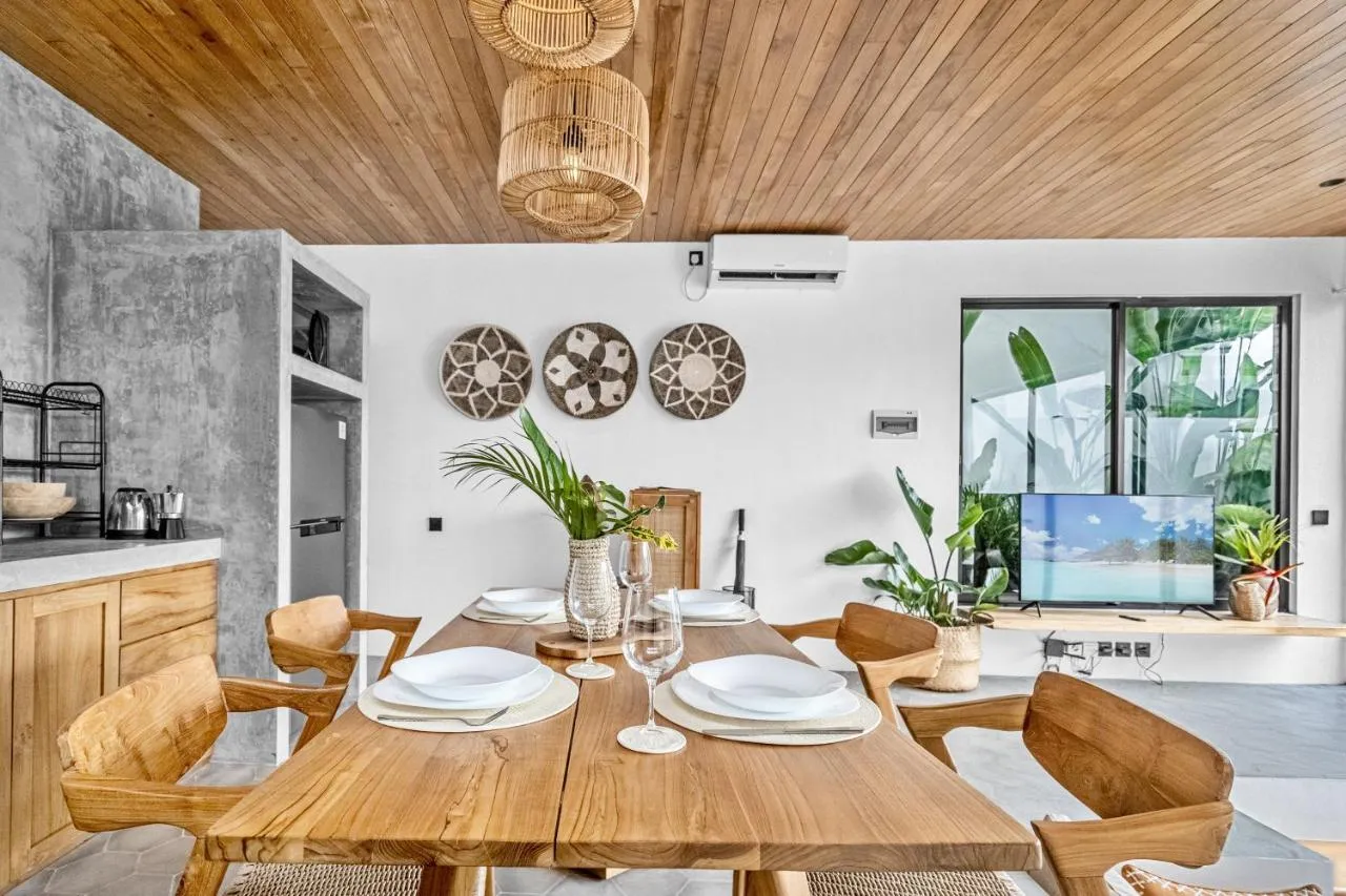 Villa Elba - Cozy Sunny Escape in Canggu, 1-bed villa for rent in Canggu – photo 14 of 15