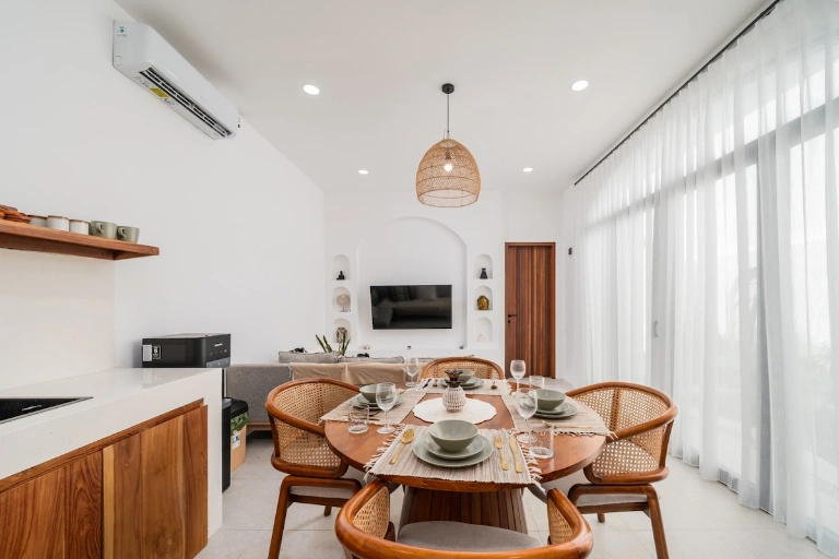 Modern 2BR Villa Saltymoon – 5 Minutes to Balangan Beach, 2-bed villa for rent in Uluwatu – photo 3 of 15