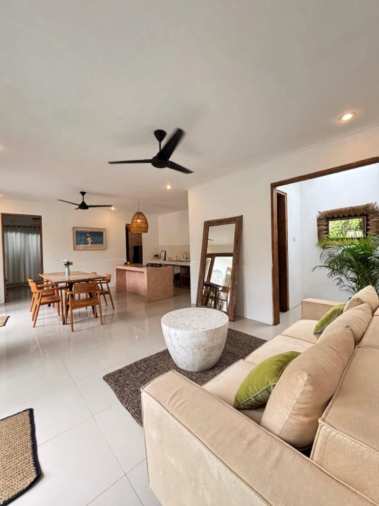 3 Bedroom Modern Villa for Yearly Rent in Umalas, 3-bed villa for rent in Seminyak – photo 4 of 15