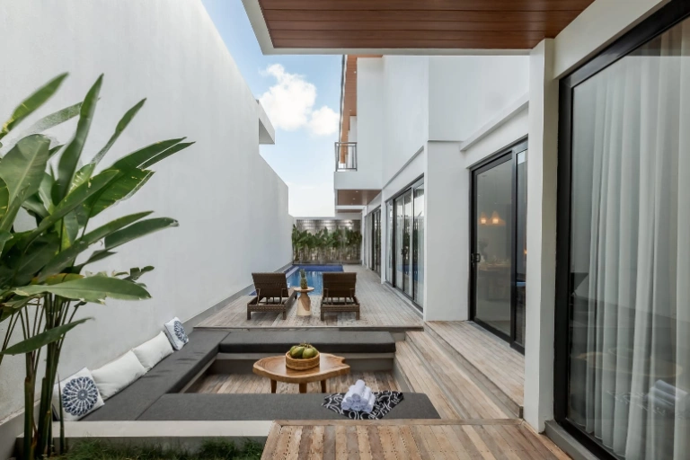 Modern Spacious 4BR Villa in Central Canggu, 4-bed villa for rent in Canggu – photo 11 of 12