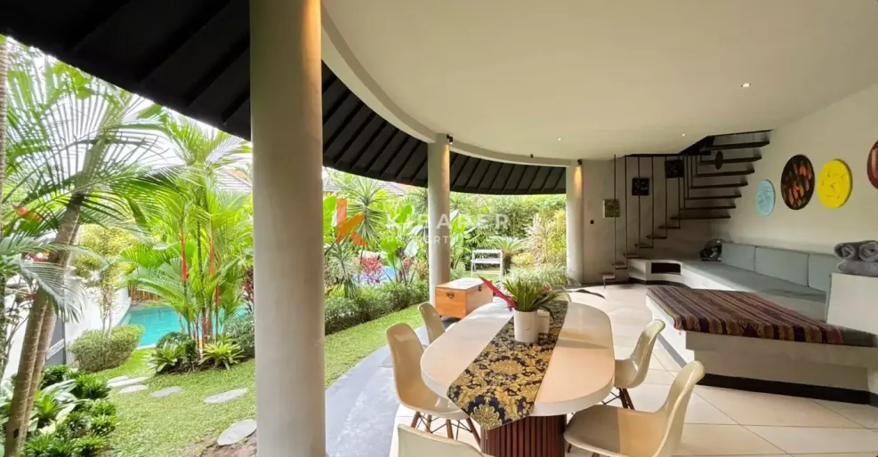 Tropical 4BR Villa with Expansive Garden & Pool in Sought-After Umalas, 4-bed villa for rent in Seminyak – photo 5 of 15