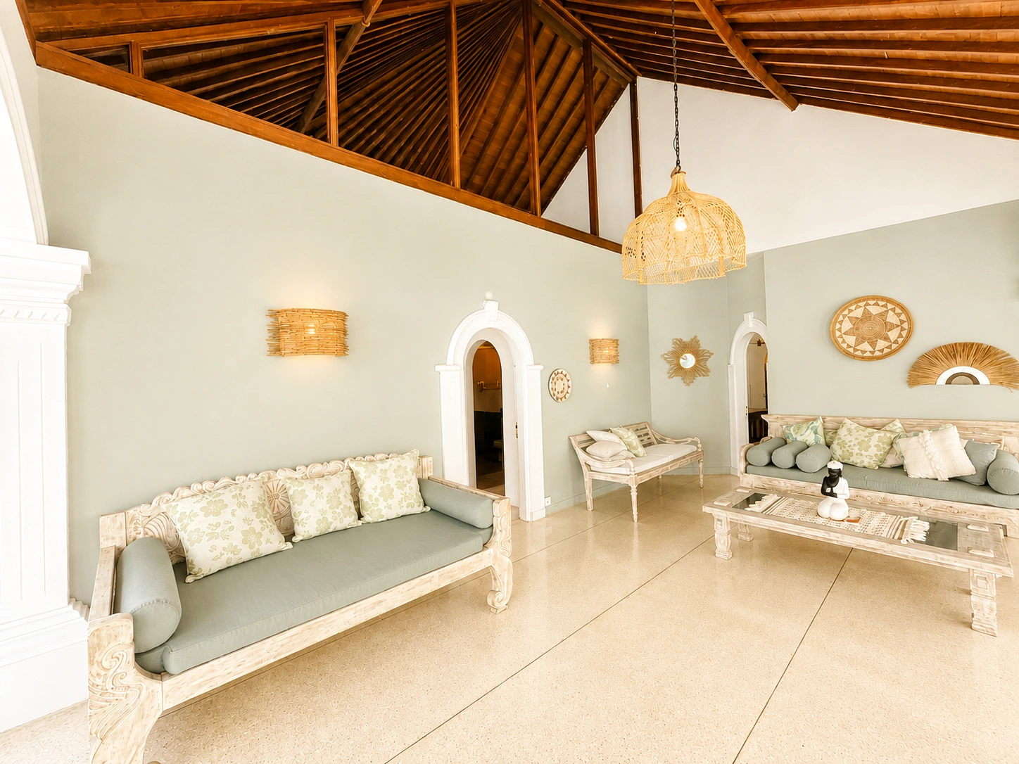 Big Garden 3BR Villa for Rent at Umalas, 3-bed villa for rent in Canggu – photo 9 of 15