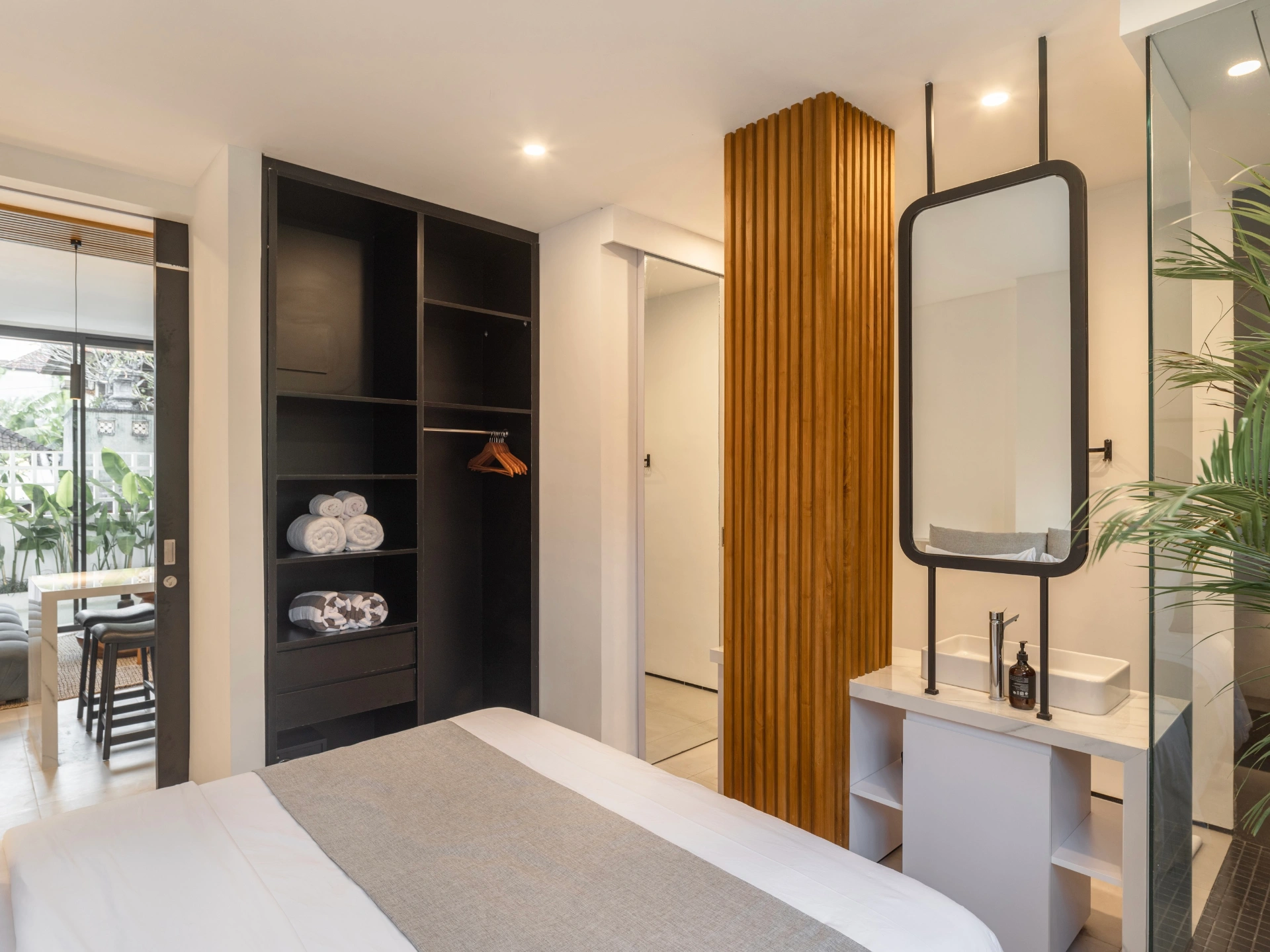Stylish 1BR Apartments in Berawa Canggu | Berawa Living 02, 1-bed villa for rent in Canggu – photo 8 of 14