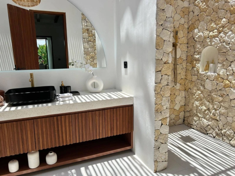 Monthly 2 Bedroom Villa in Padonan, Idr 32 Mill - Available 1 May 2026, 2-bed villa for rent in Canggu – photo 9 of 11