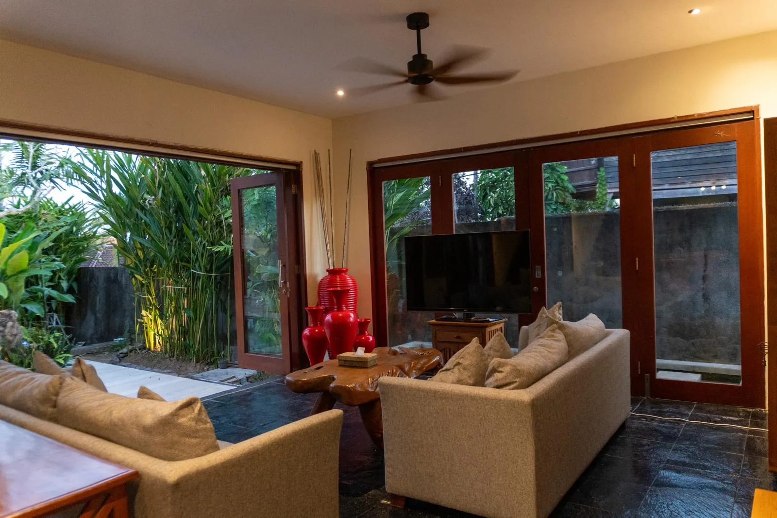 4 Bedroom Villa in Babakan, Idr 55 Mill/month, 4-bed villa for rent in Canggu – photo 12 of 15