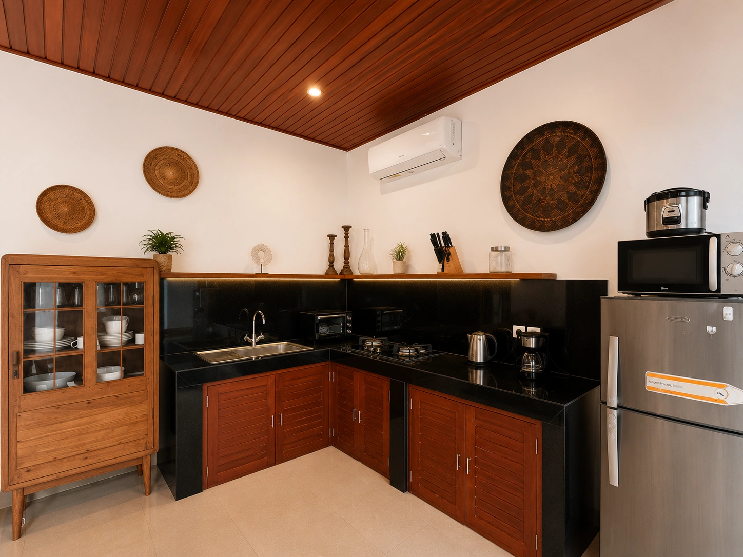 2BR Villa for Rent at Umalas, Bali, 2-bed villa for rent in Canggu – photo 4 of 10