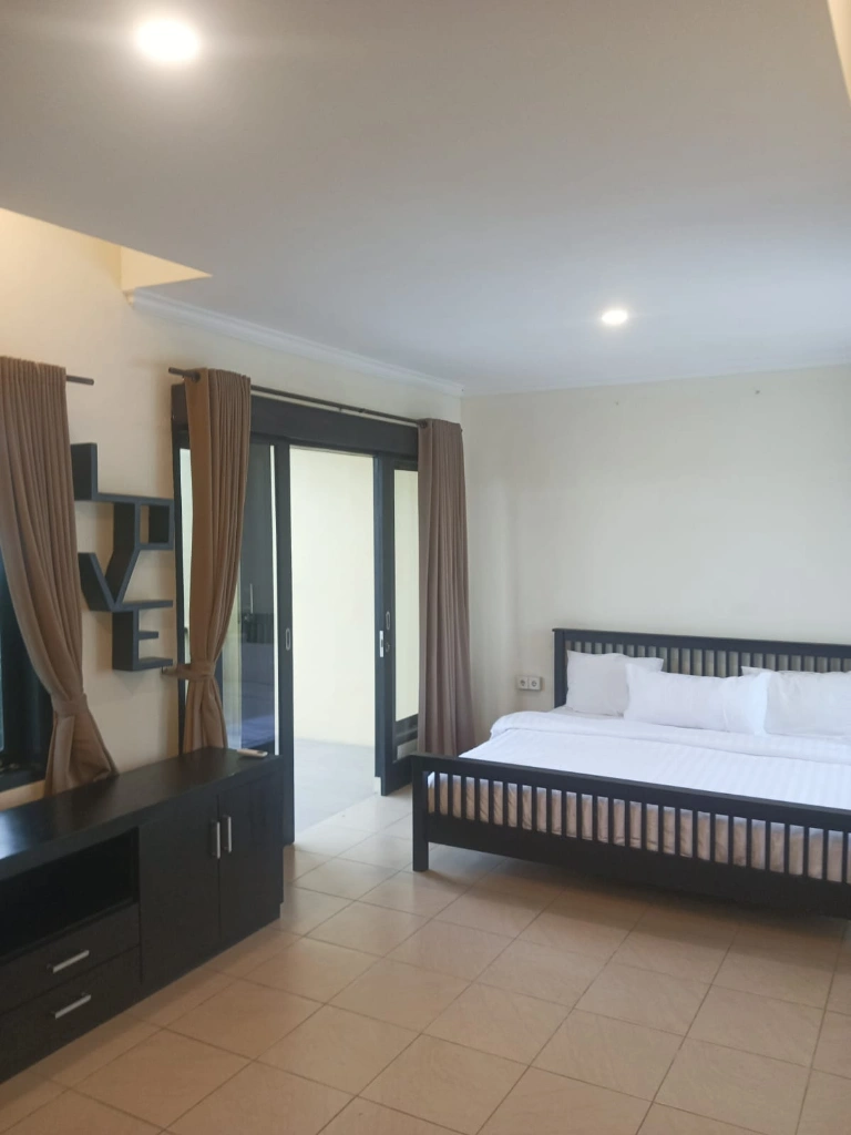 Considered 3BR Villa w/ Private Pool and Carport, 3-bed villa for rent in Pererenan – photo 13 of 15