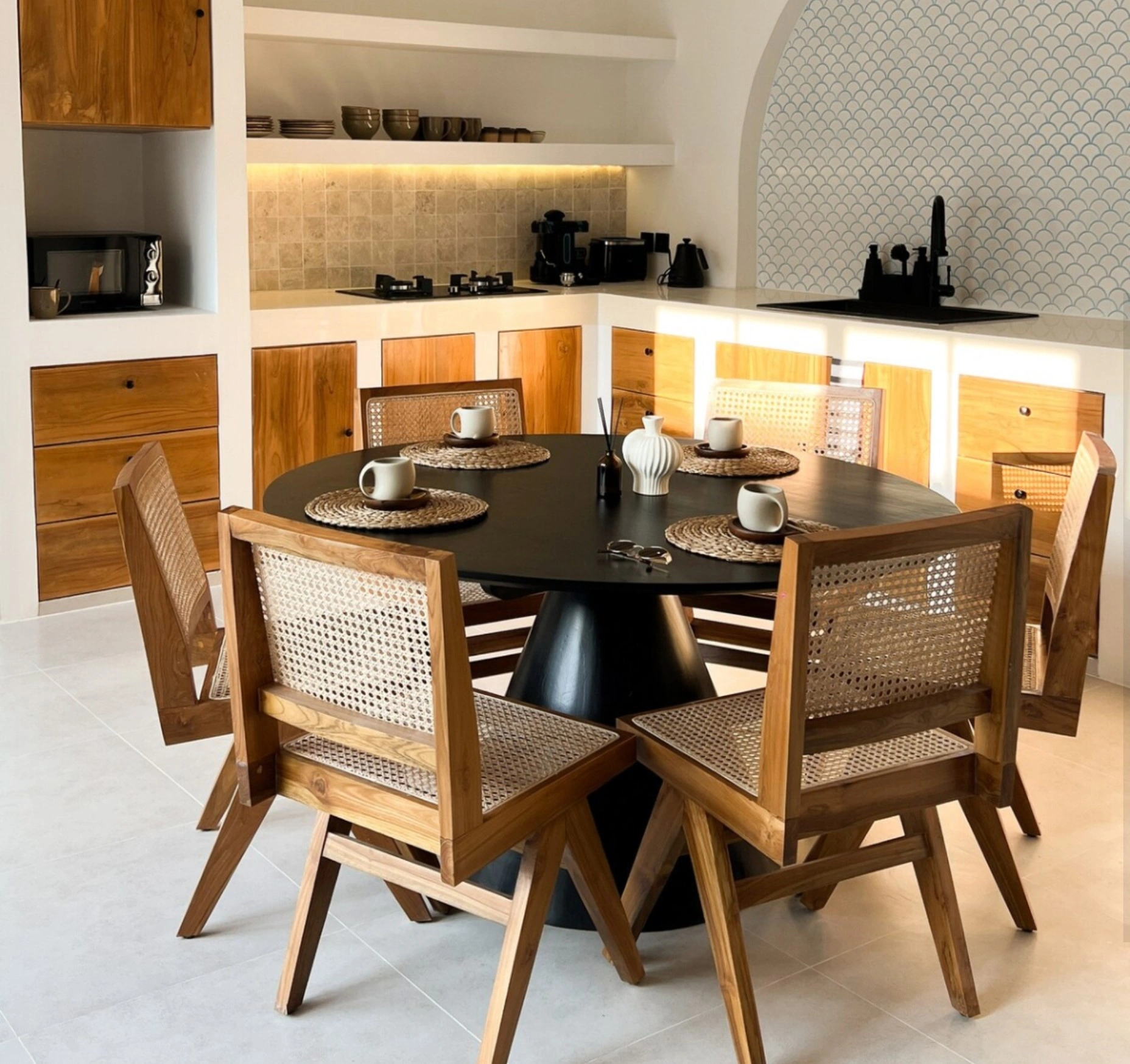 Designer 2BR Pool Villa • Minutes to Nyang Nyang Beach, 2-bed villa for rent in Uluwatu – photo 6 of 13