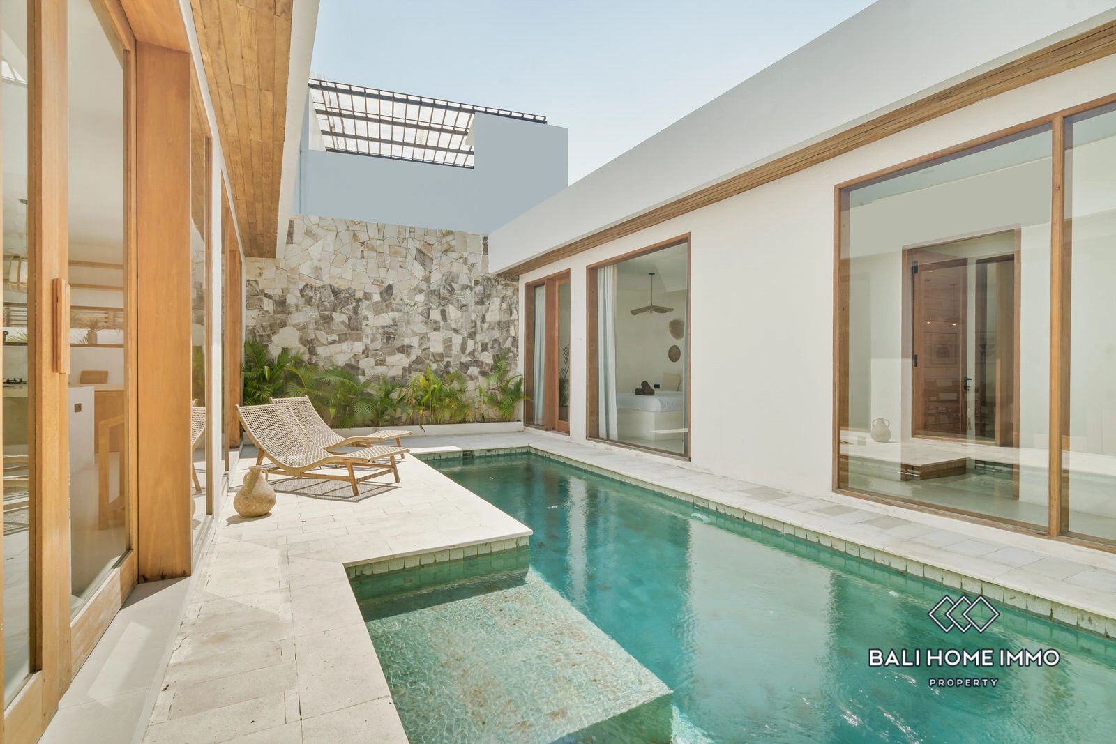 Elegant 2-bedrooms Tropical Villa for Rent & Sale in Bingin, 2-bed villa for rent in Uluwatu – photo 5 of 15