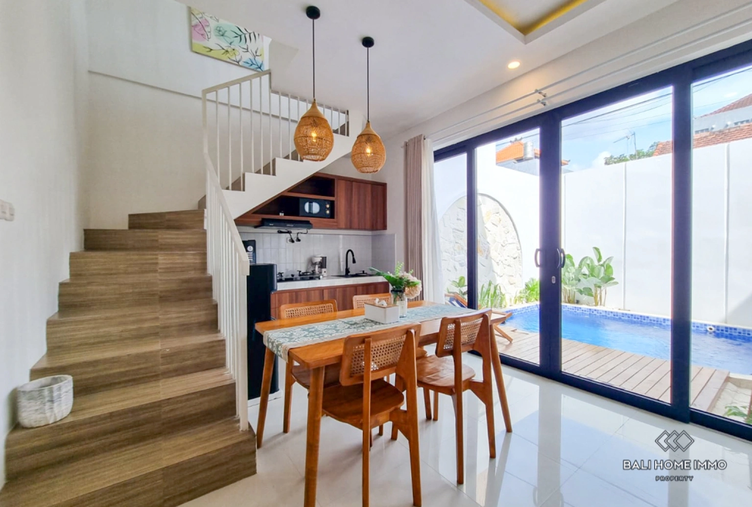Newly Renovated 2 Bedroom Villa for Rent in Bali Berawa, 2-bed villa for rent in Canggu – photo 6 of 14