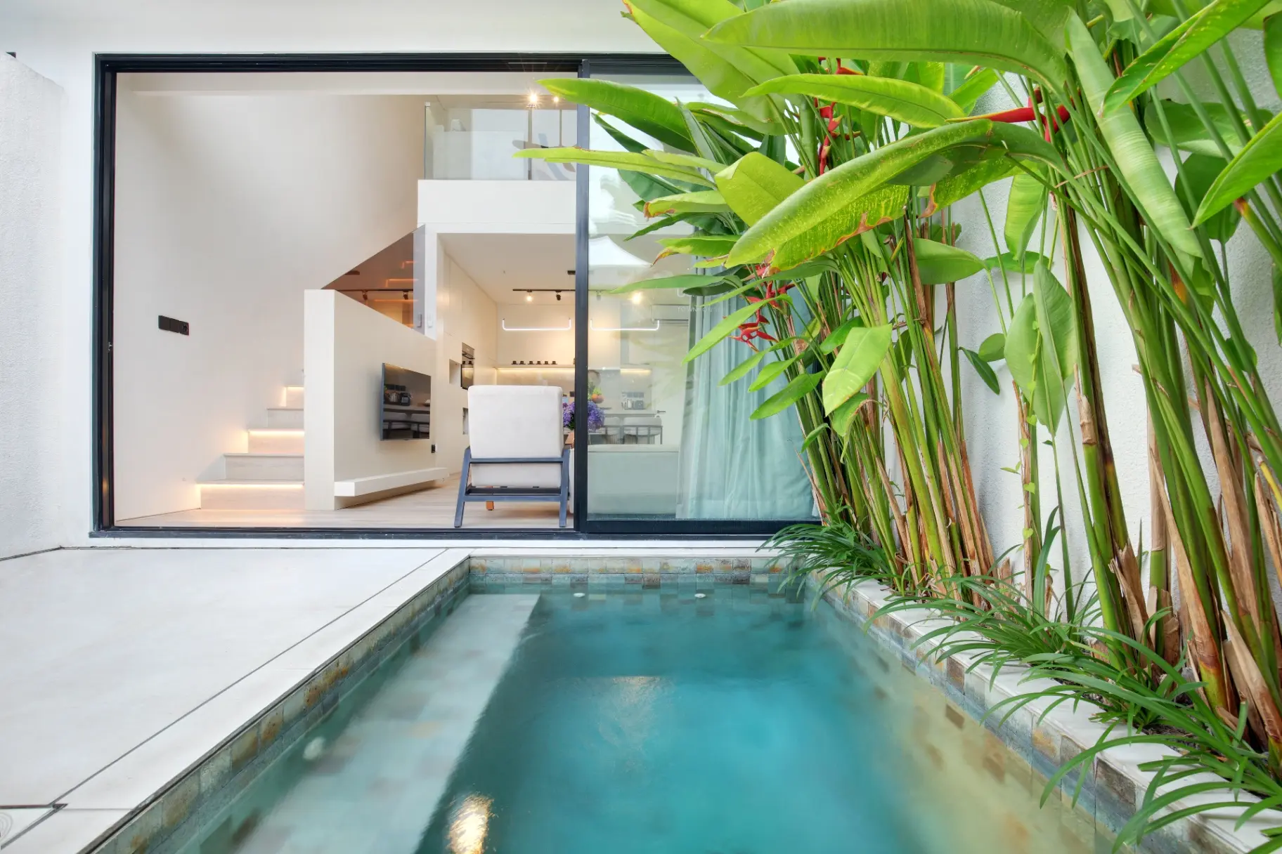 Modern 2BR Oasis Smart Villa Berawa +pool +working space area!, 2-bed villa for rent in Canggu – photo 3 of 15