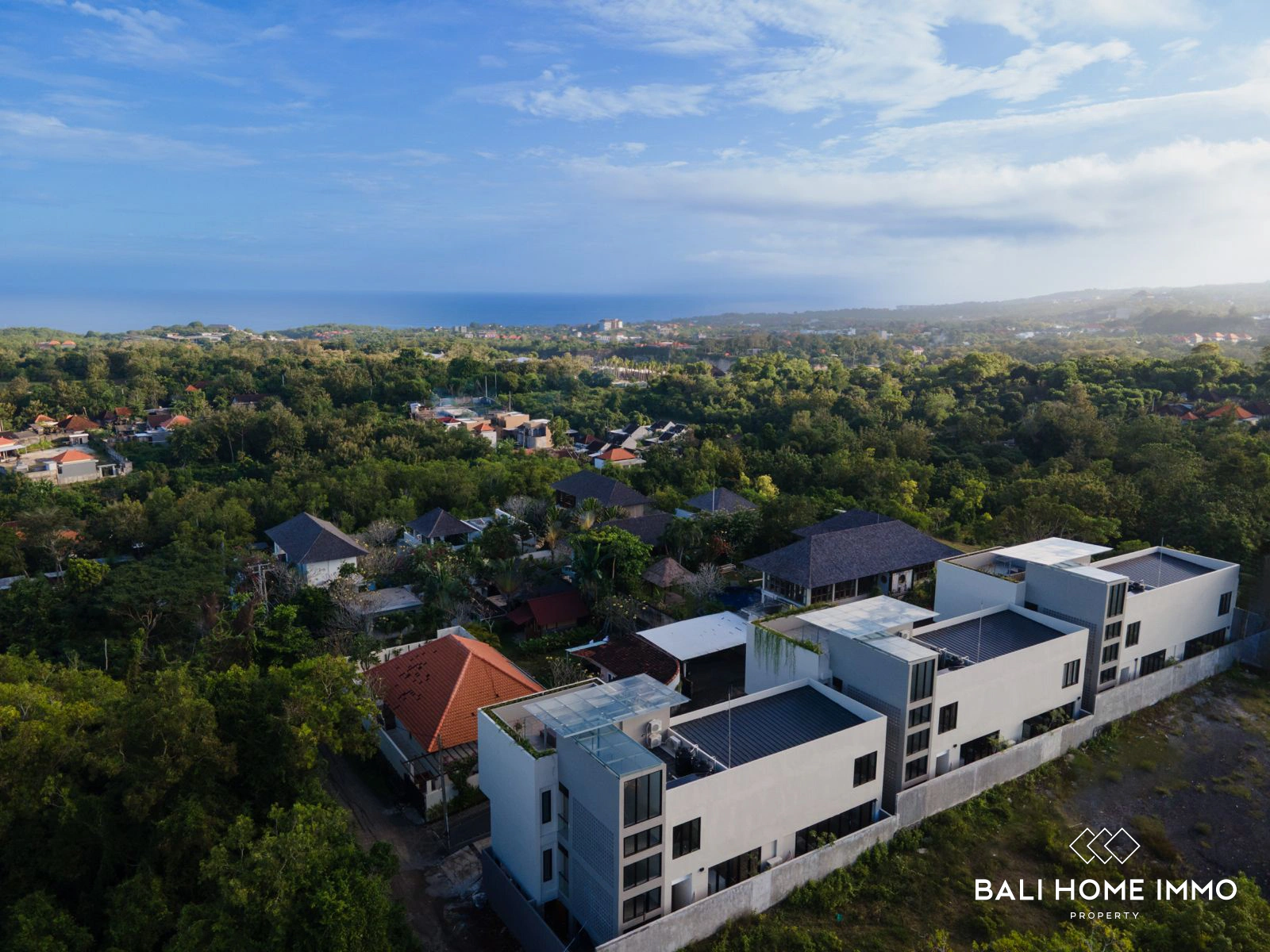 Panoramic Ocean View 4 Bedrooms Villa for Rent & Sale near Melasti, 4-bed villa for rent in Uluwatu – photo 2 of 15