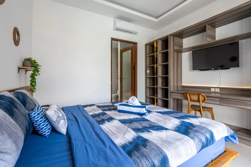 An - Big Villa for Rent in Kutuh Modern Tropical Style, 3-bed villa for rent in Nusa Dua – photo 5 of 13