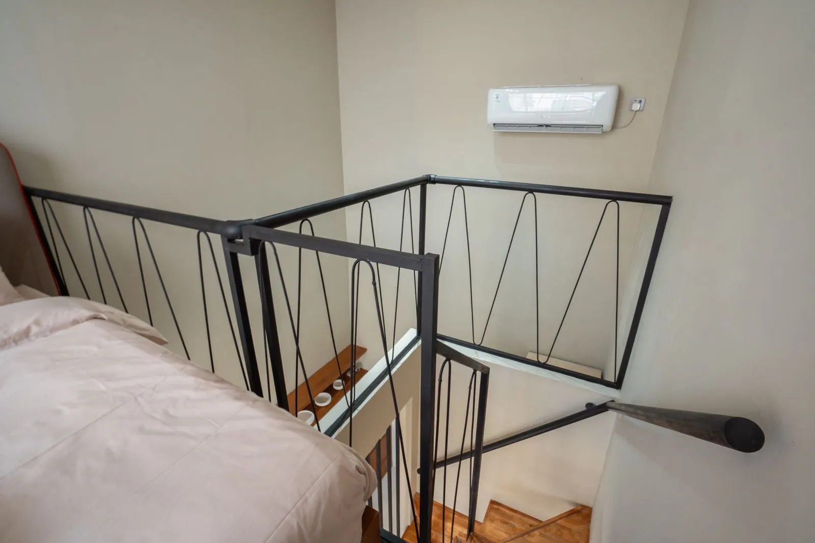 Apartment 1BR Loft Babakan Canggu with Sharing Pool, 1-bed villa for rent in Canggu – photo 14 of 15