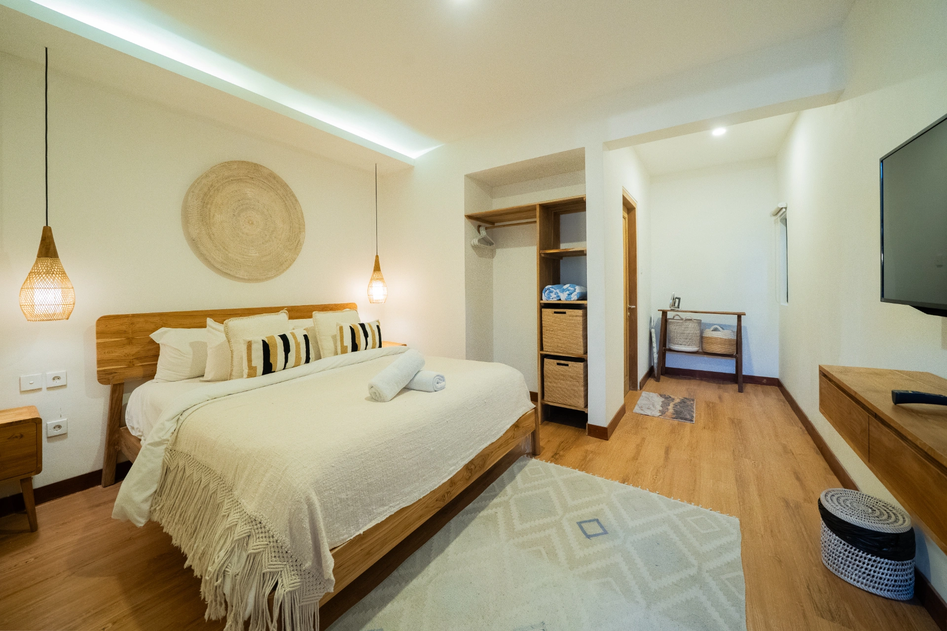 Beautiful 2BR Villa for Rent in Kerobokan, 2-bed villa for rent in Canggu – photo 2 of 15
