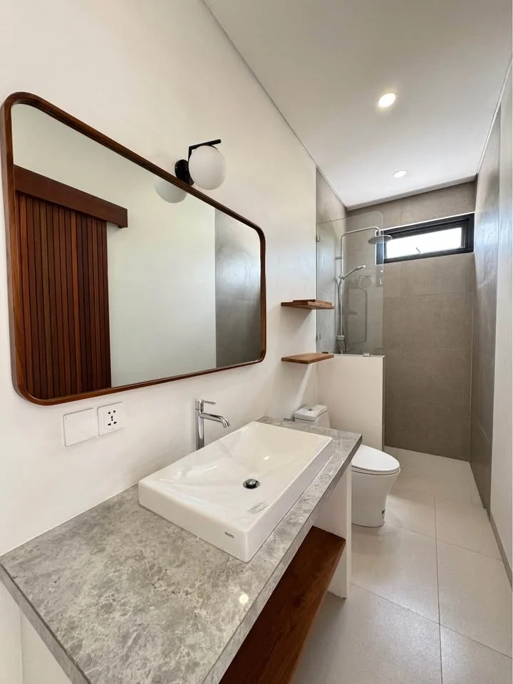 3 Bedroom Modern Villa Full Furnished for Yearly Rent in Pantai Pererenan, 3-bed villa for rent in Pererenan – photo 7 of 12
