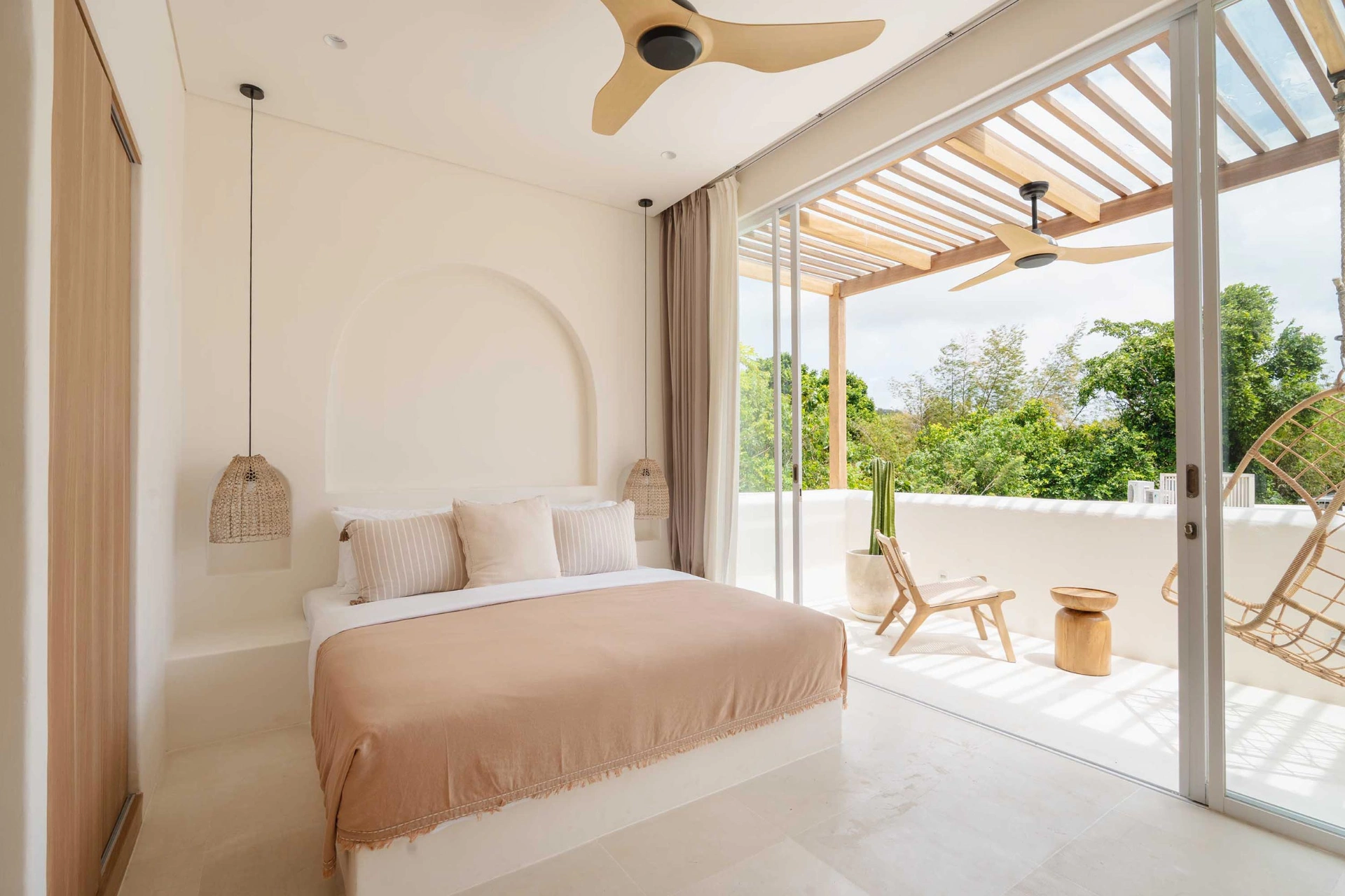 Tomar El Sol | Beautiful Mediterranean-style villa 2 BR, 2-bed villa for rent in Uluwatu – photo 4 of 14