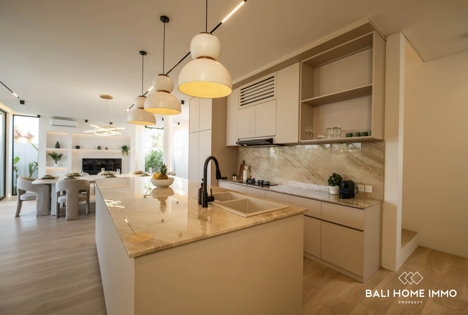 Beautiful 3 Bedrooms Ocean View Villa near Melasti Beach, 3-bed villa for rent in Uluwatu – photo 9 of 15