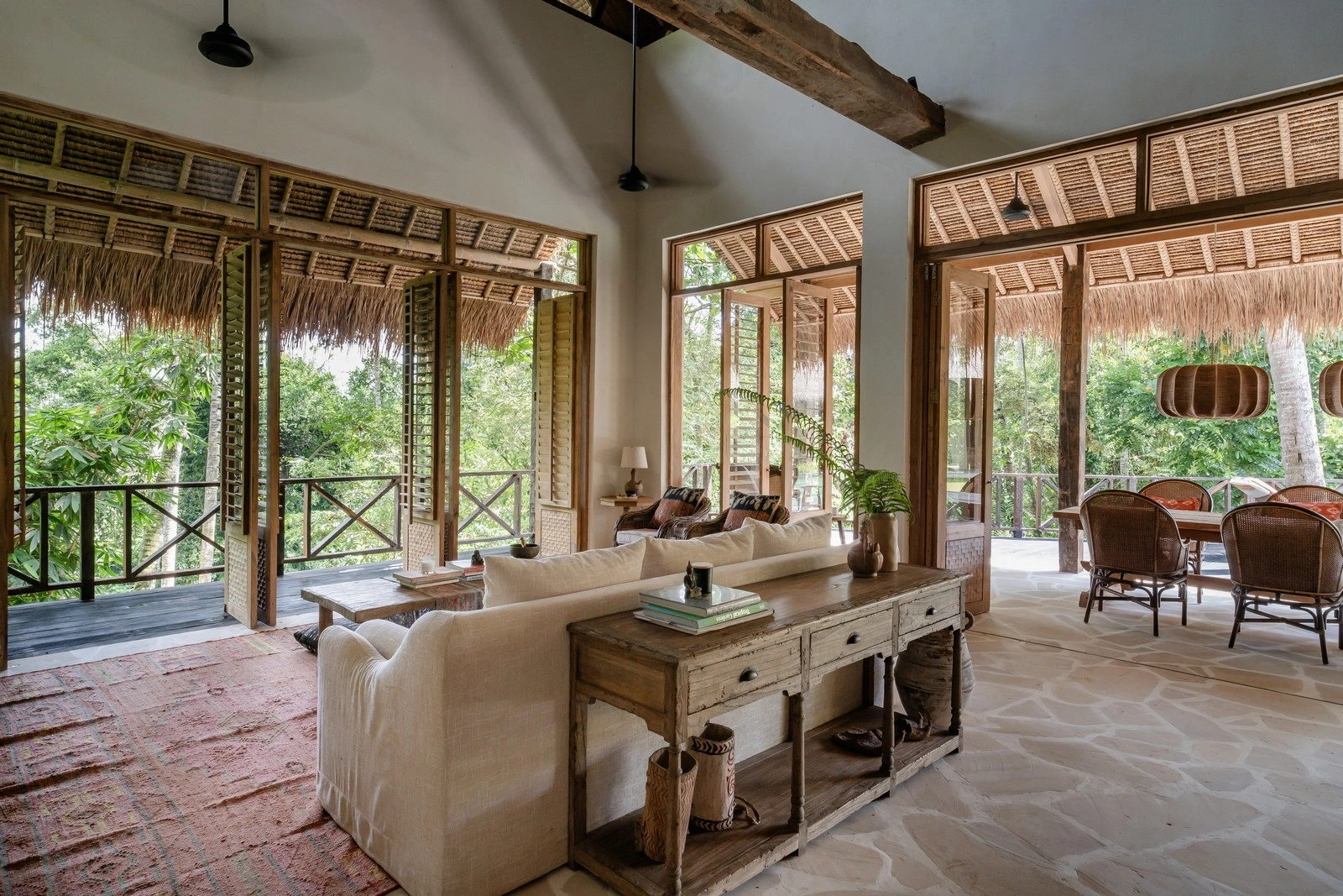 4-Bedroom Eco-Luxury Villa with Private Pool in Kaba Kaba, 4-bed villa for rent in Tabanan – photo 6 of 15