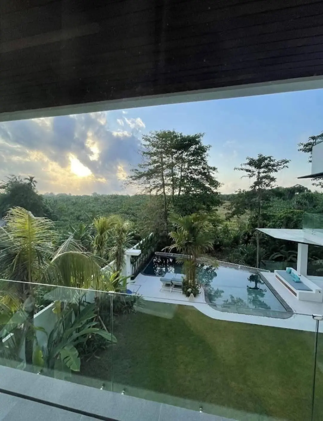 Villa For Rent 4 Bed In Tumbak Bayuh,Pererenan Bali, 4-bed villa for rent in Pererenan – photo 15 of 15