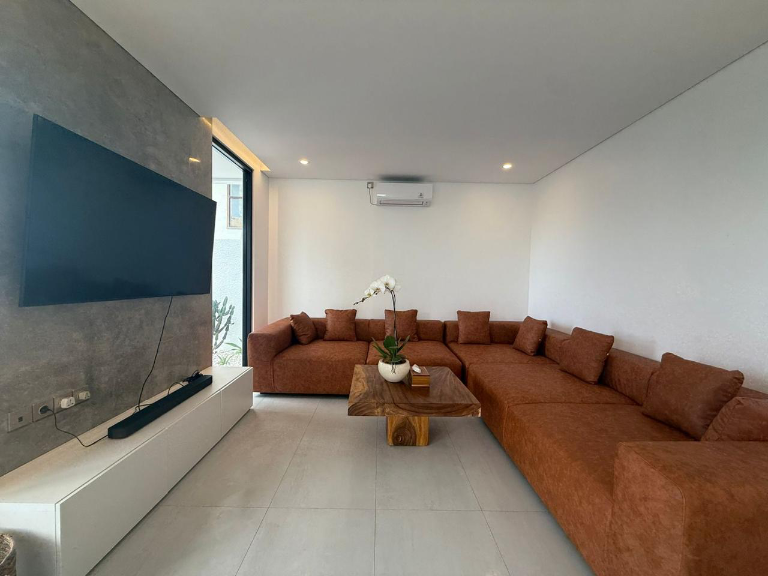 Villa For Rent 3 Bed In Umalas,Kerobokan,Bali, 3-bed villa for rent in Canggu – photo 10 of 15