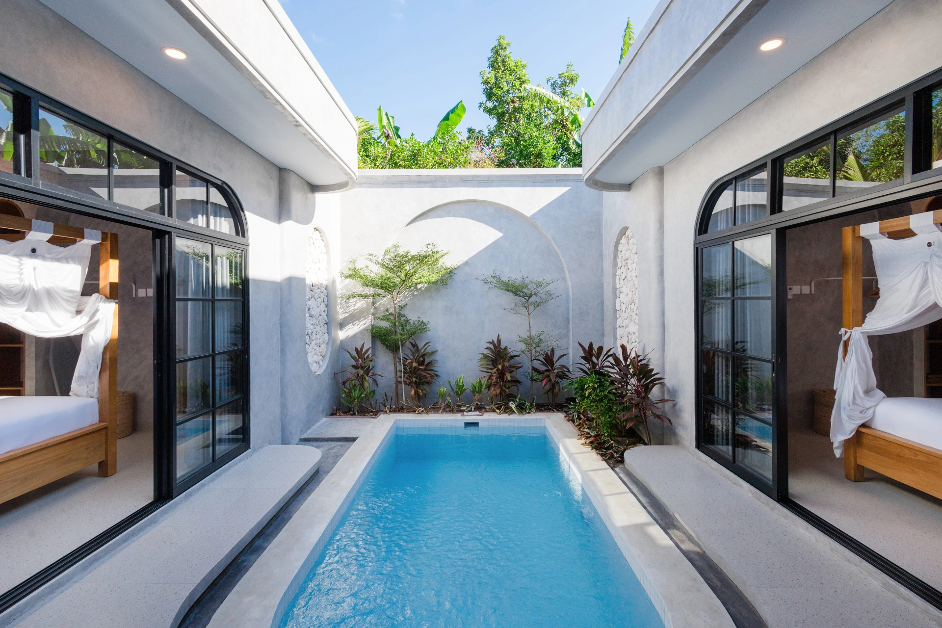 Sun - Brand New 2BR Villa Seminyak | Pool & Near Beach, 2-bed villa for rent in Seminyak – photo 9 of 15