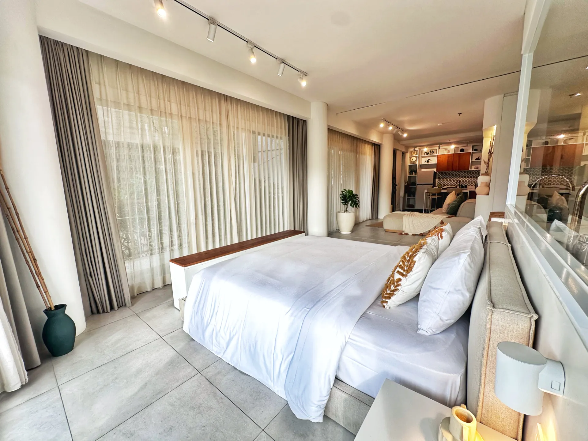 Long-Term Rental | Modern 1BR Unit at The Cruise, 1-bed villa for rent in Canggu – photo 12 of 15