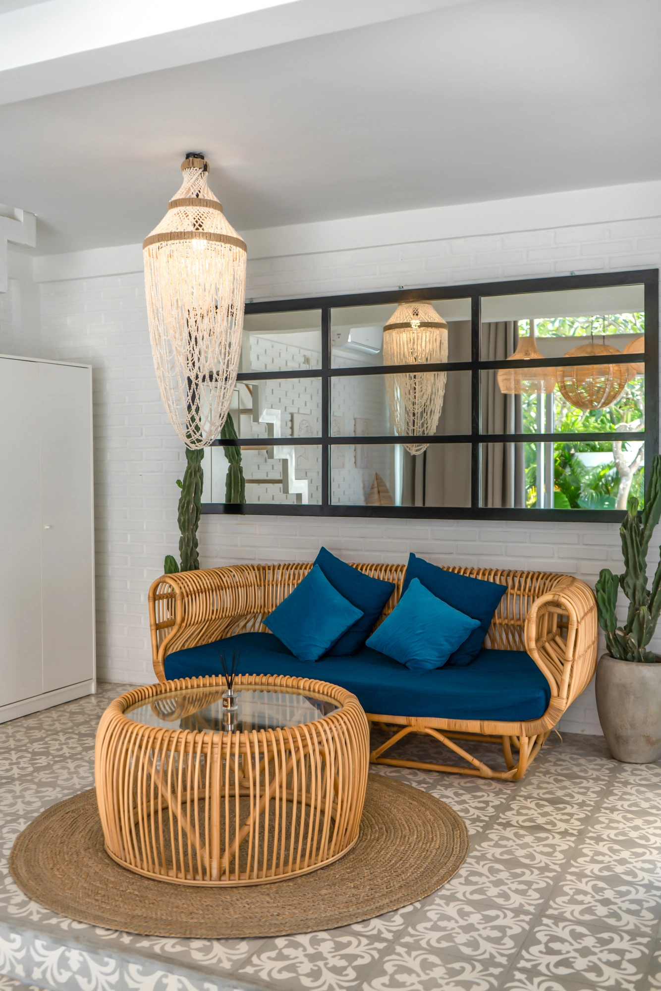 White Loft Canggu: 1BR Central Oasis in Canggu, 1-bed villa for rent in Canggu – photo 12 of 15