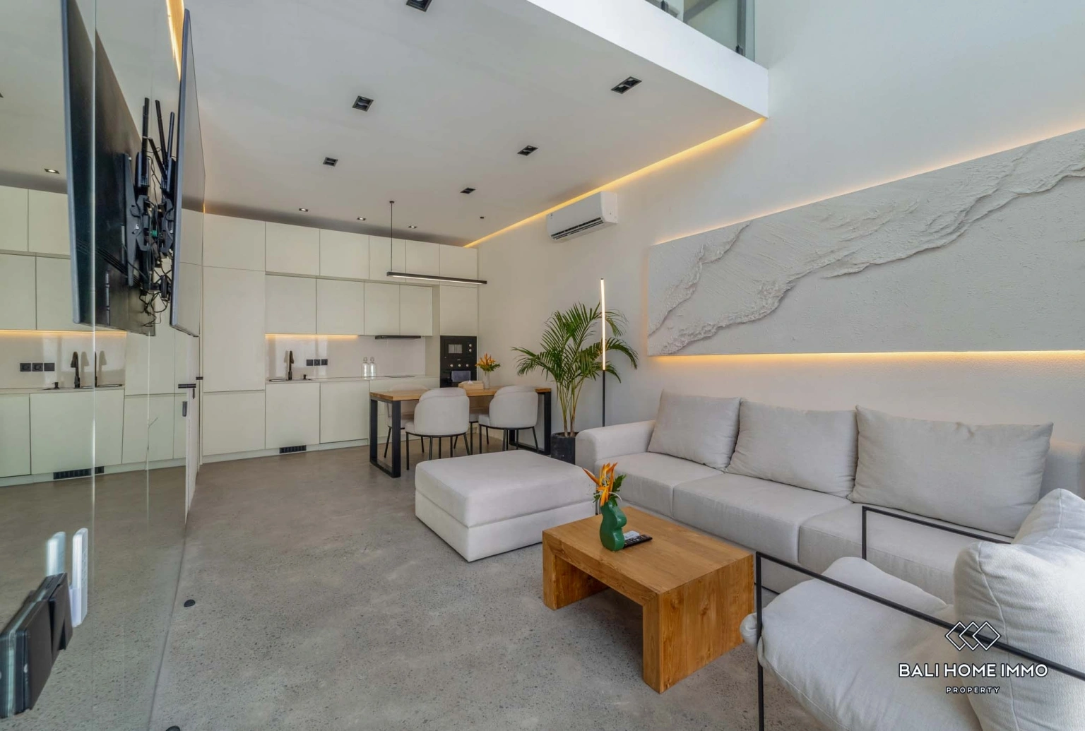 beautiful 1 Bedrooms private villa inside a villa complex in Berawa, 1-bed villa for rent in Canggu – photo 4 of 8