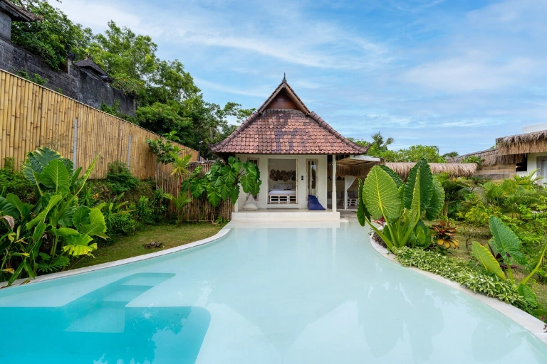 Villa Laguna - Green Retreat 2BR Villa w/Pool in Uluwatu, 2-bed villa for rent in Uluwatu – photo 6 of 15