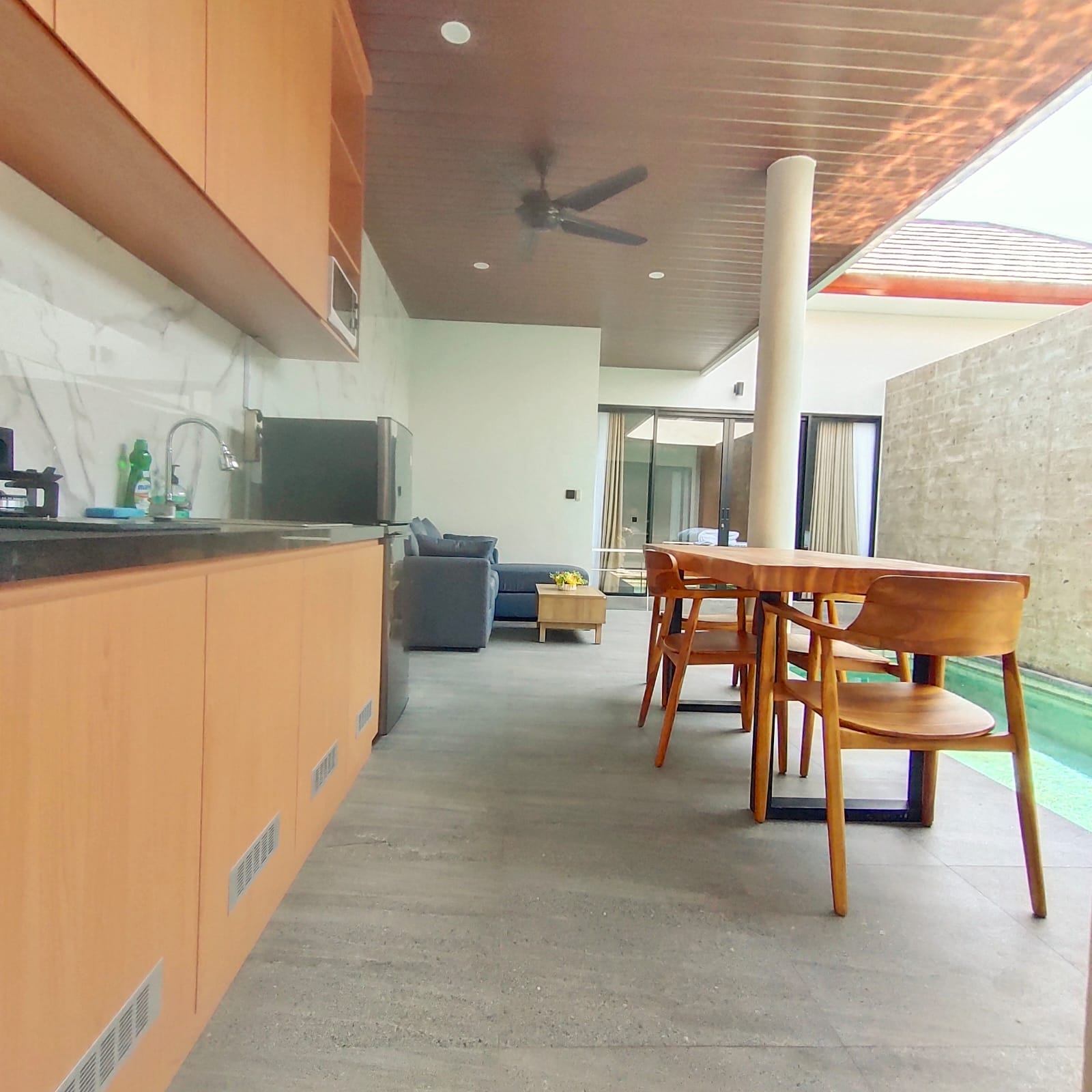 2 Bedrooms Villa in Kerobokan, 2-bed villa for rent in Canggu – photo 10 of 15