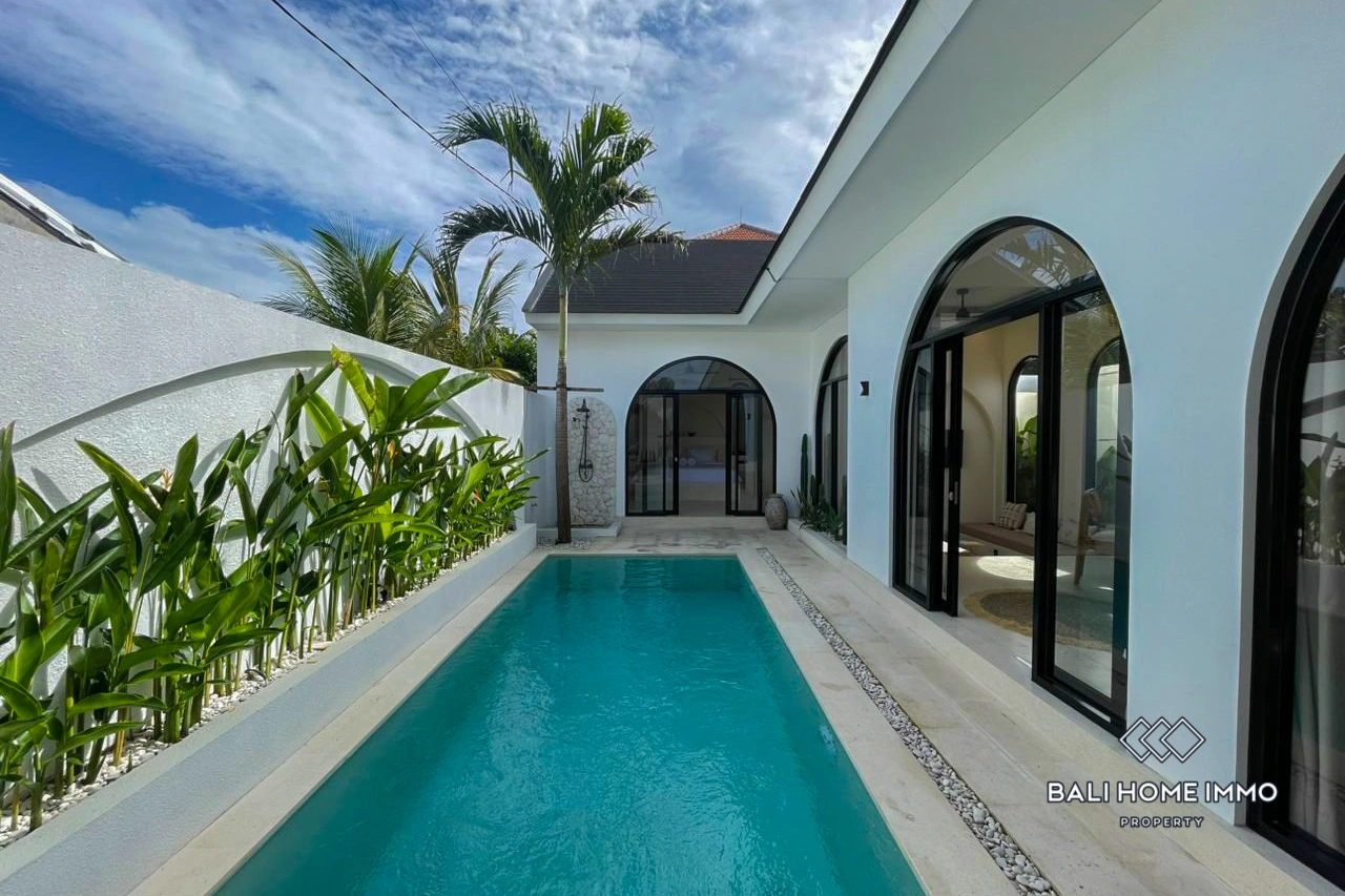 Modern 2 Bedrooms Mediterranean Villa for Rent & Sale in Ungasan, 2-bed villa for rent in Uluwatu – photo 2 of 15