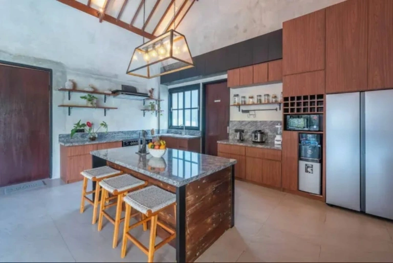 Villa For Rent 4 Bed In Uluwatu,South Kuta Bali, 4-bed villa for rent in Uluwatu – photo 13 of 15