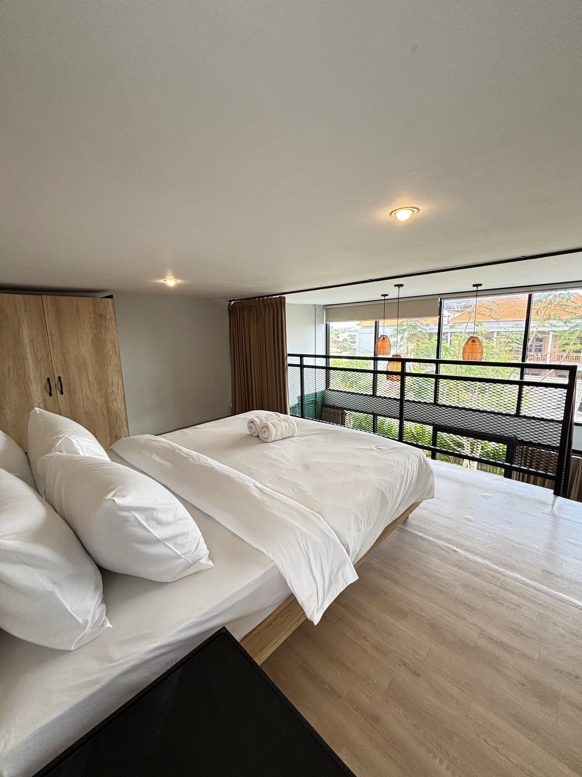 Samada – Modern 1BR SOHO Apartment in Tumbak Bayuh, Canggu, 1-bed villa for rent in Canggu – photo 2 of 11