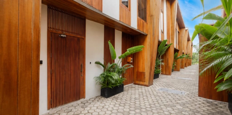 Modern Tropical Sanctuary — 2 Bedroom Villa in Berawa, 2-bed villa for rent in Canggu – photo 5 of 10