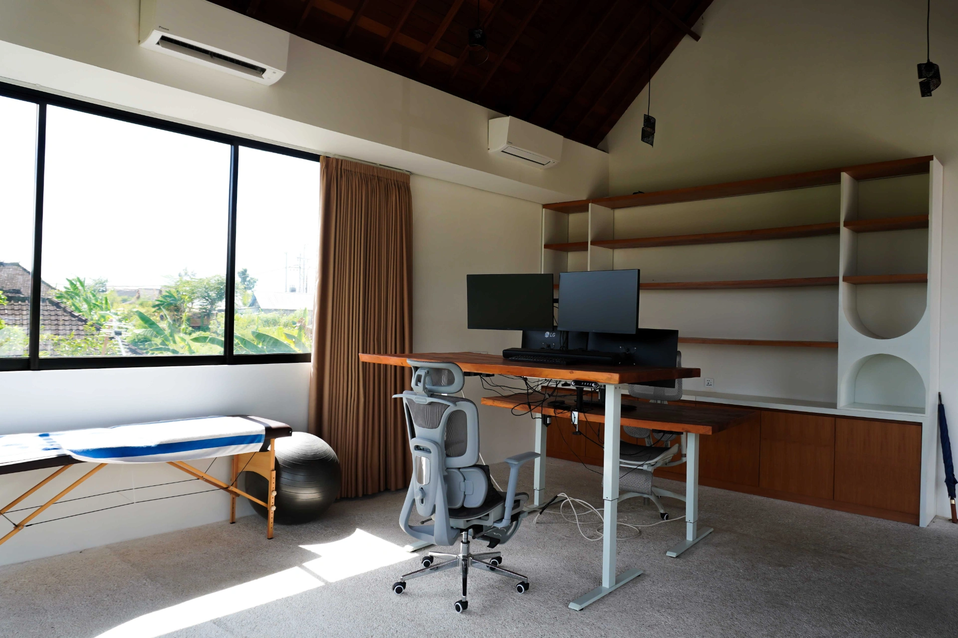 3BR Villa with Ricefield-View Office in Kaba-Kaba, 3-bed villa for rent in Tabanan – photo 11 of 15