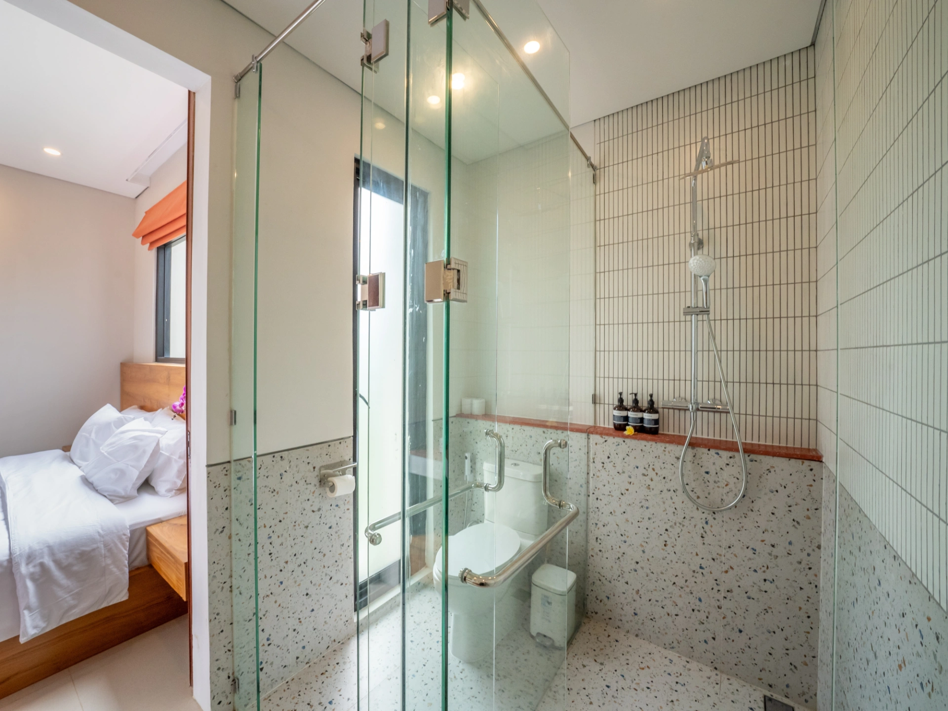 Eco-Luxury 4BR Oasis in Mas Ubud: Steps to Padel & Water Purifier, 4-bed villa for rent in Ubud – photo 3 of 15