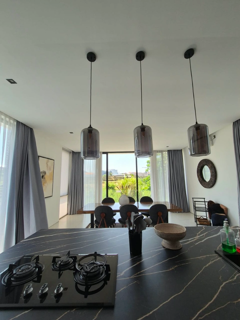 Modern Residence in Pererenan with Rice Field View, 3-bed villa for rent in Pererenan – photo 3 of 11